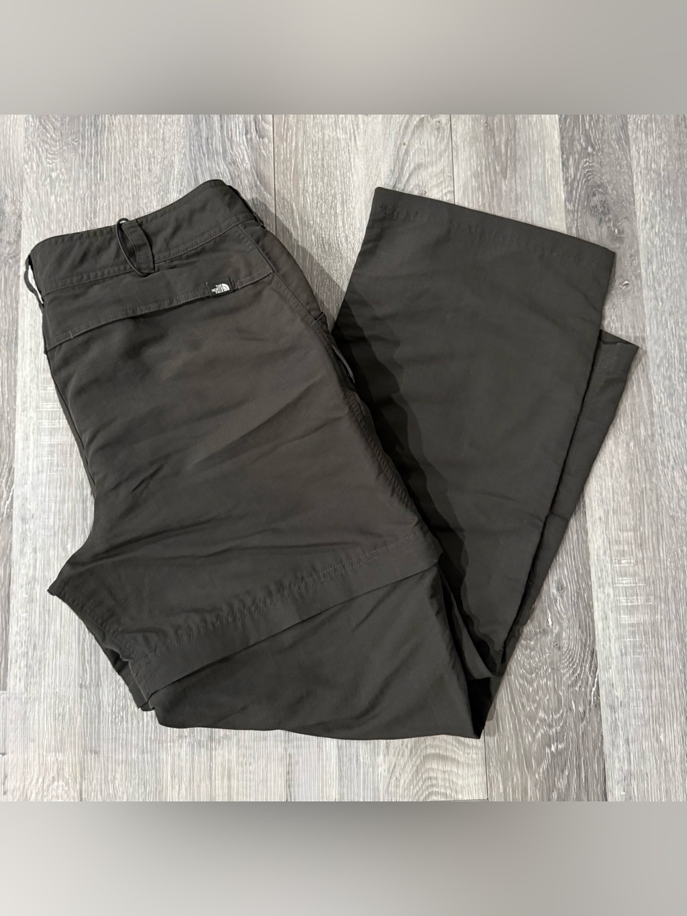 The North Face Women's Straight Leg Convertible Gray Utility Pants